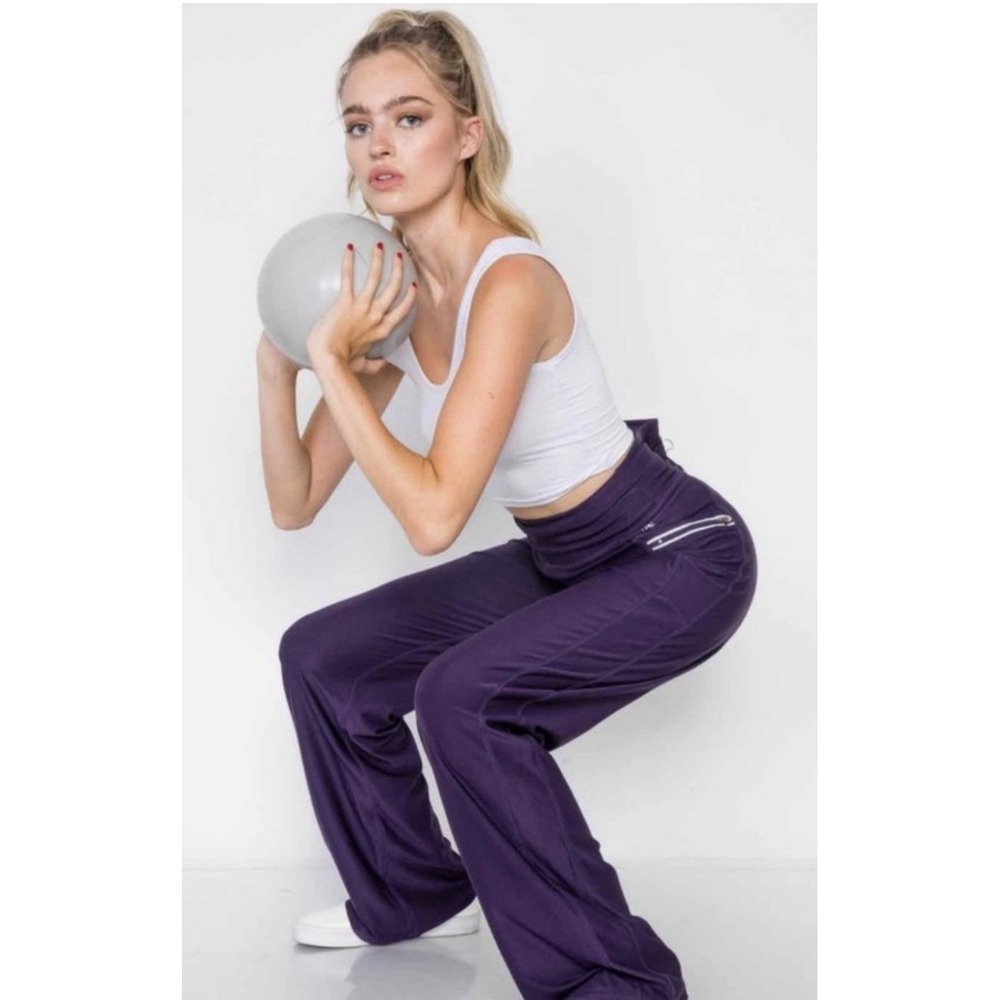 NWT!! Womens Reactivate Size large Purple Wide Leg Pants Athletic Gym Workout
